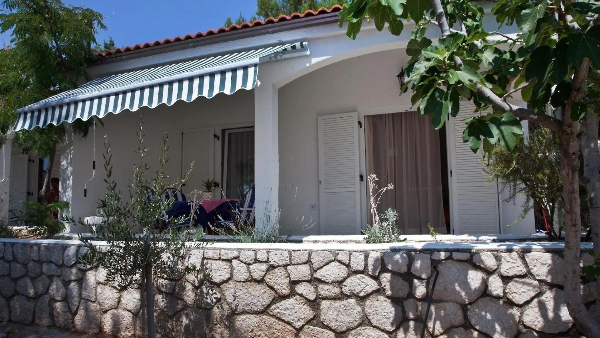 Gemuetliches, Familienfreundliches Steinhaus Villa Kolan Holiday home